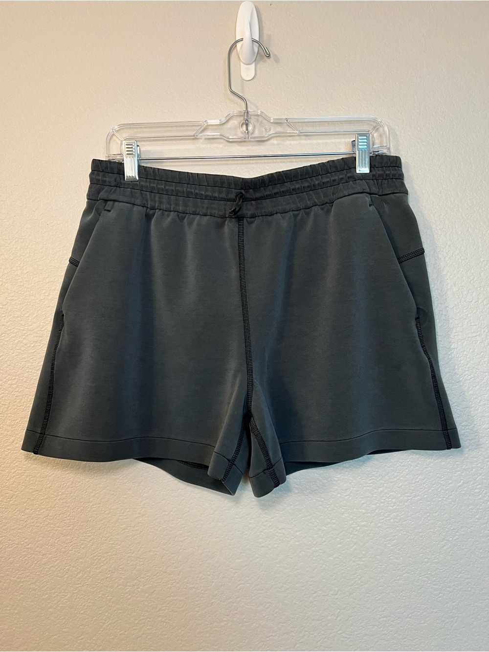 Lululemon Gray Soft Jersey Lounge Shorts Womens Size 10 Drawstring Athleisure